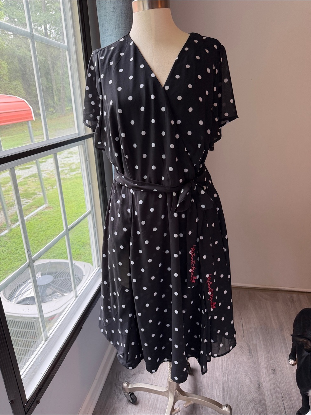 Disney Black and White Polka Dot Minnie Mouse Midi Wrap Dress 18